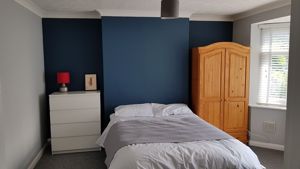 Bedroom- click for photo gallery